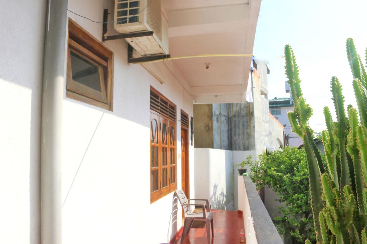 New Sea Lion Guest House Hikkaduwa Exterior foto